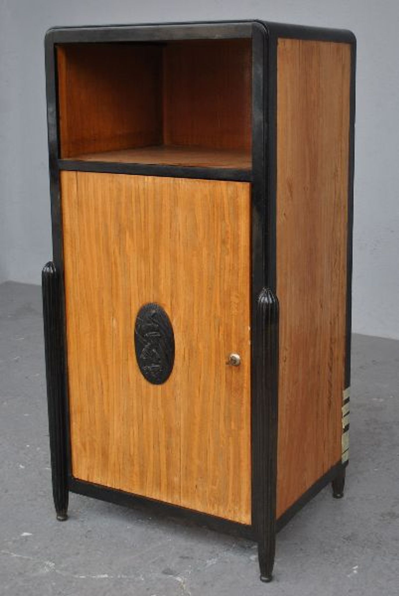 Bahut haut Art déco 1930 cartouche ébène