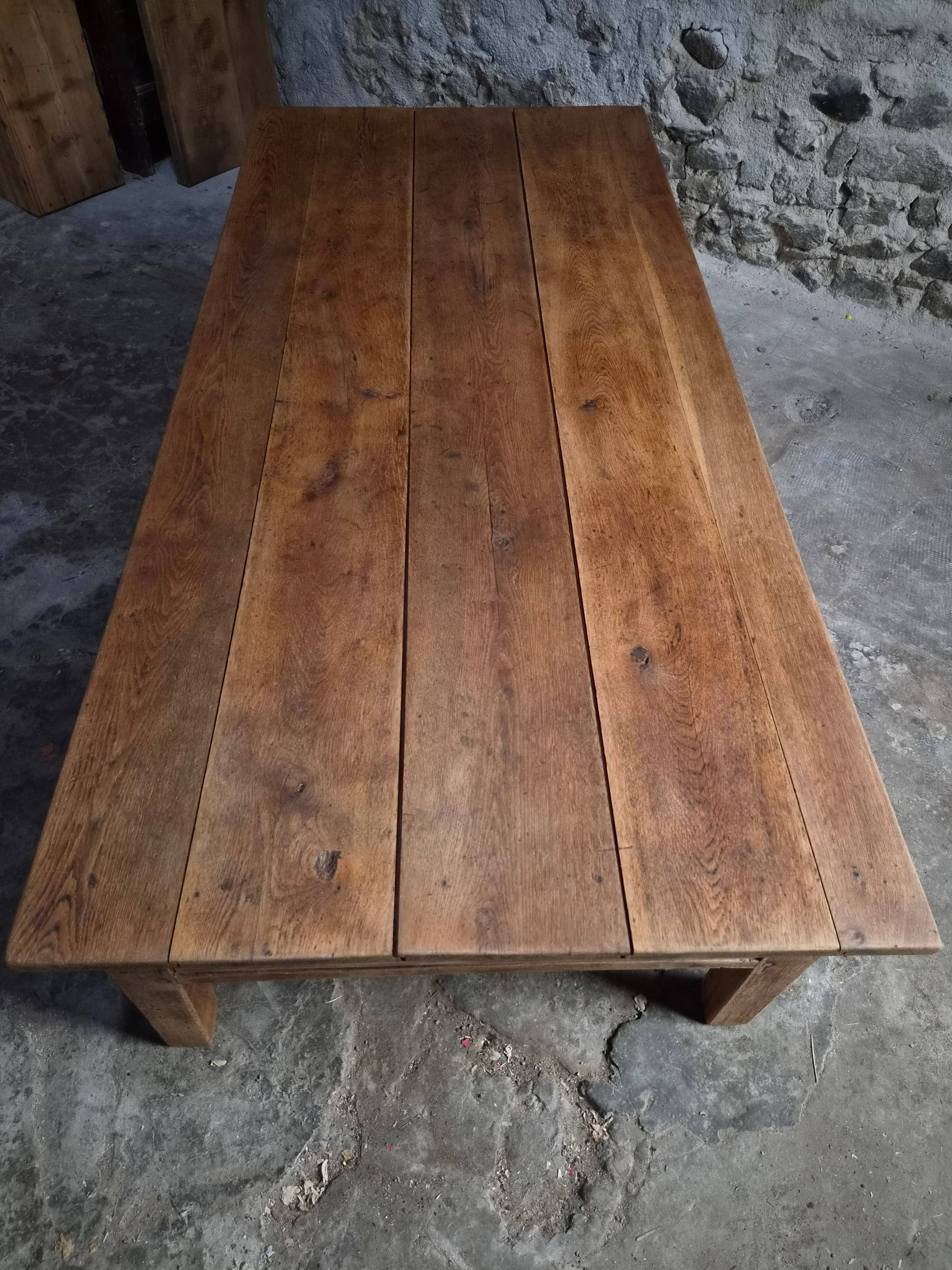 Table basse ancienne en chêne français – Table XXL de ferme du XIXe siècle