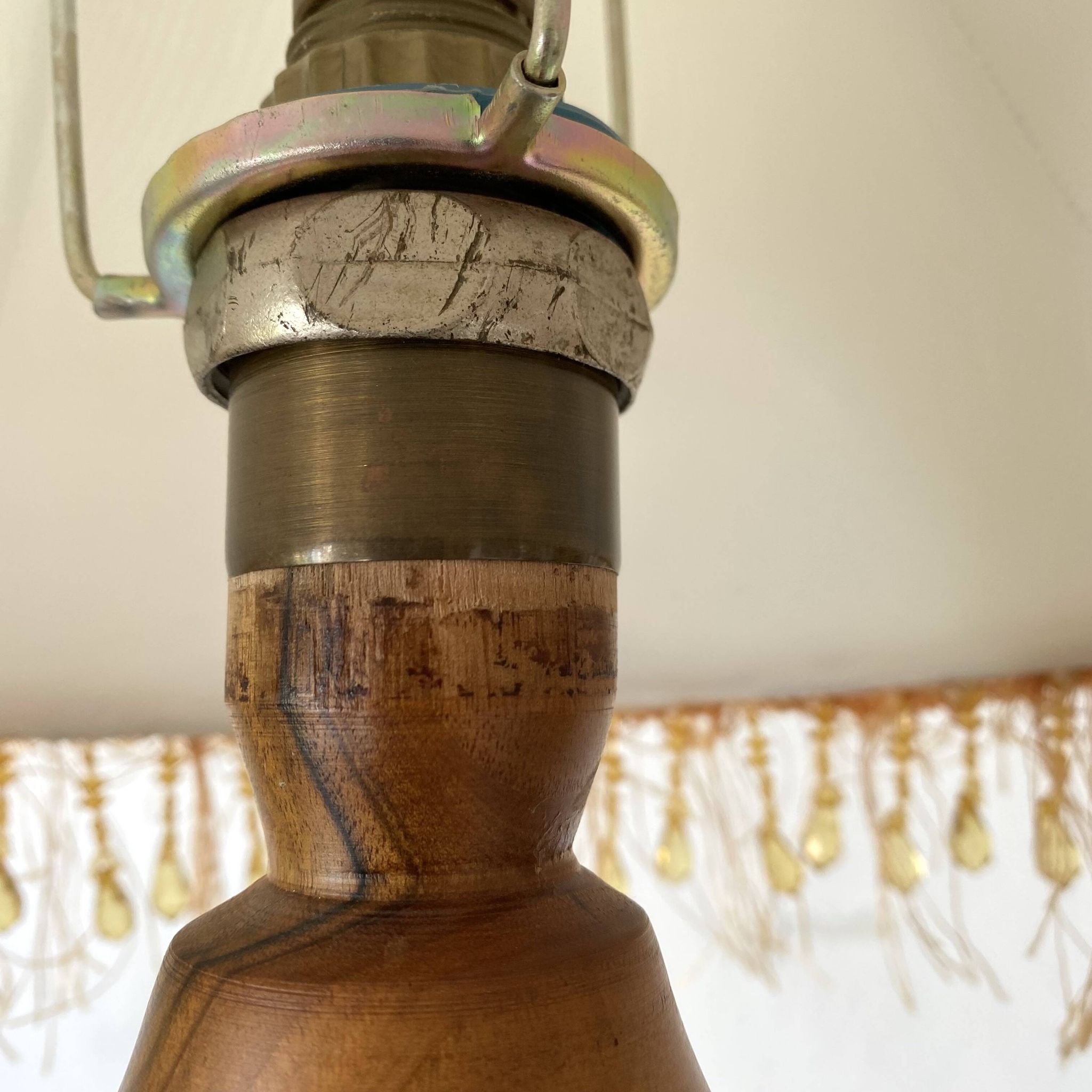Lampe rétro bois et perles