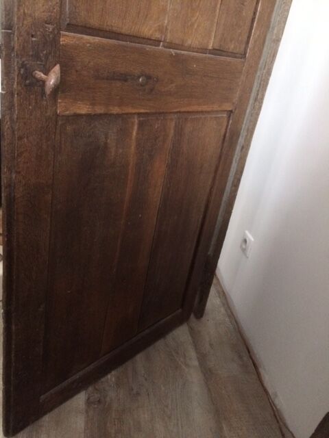 Antique door in solid oak