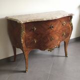 Commode de style Louis XV