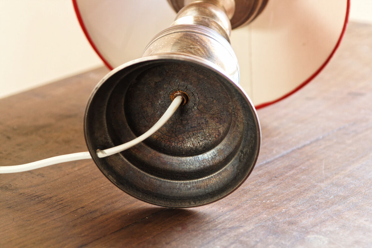 Lampe en métal argenté