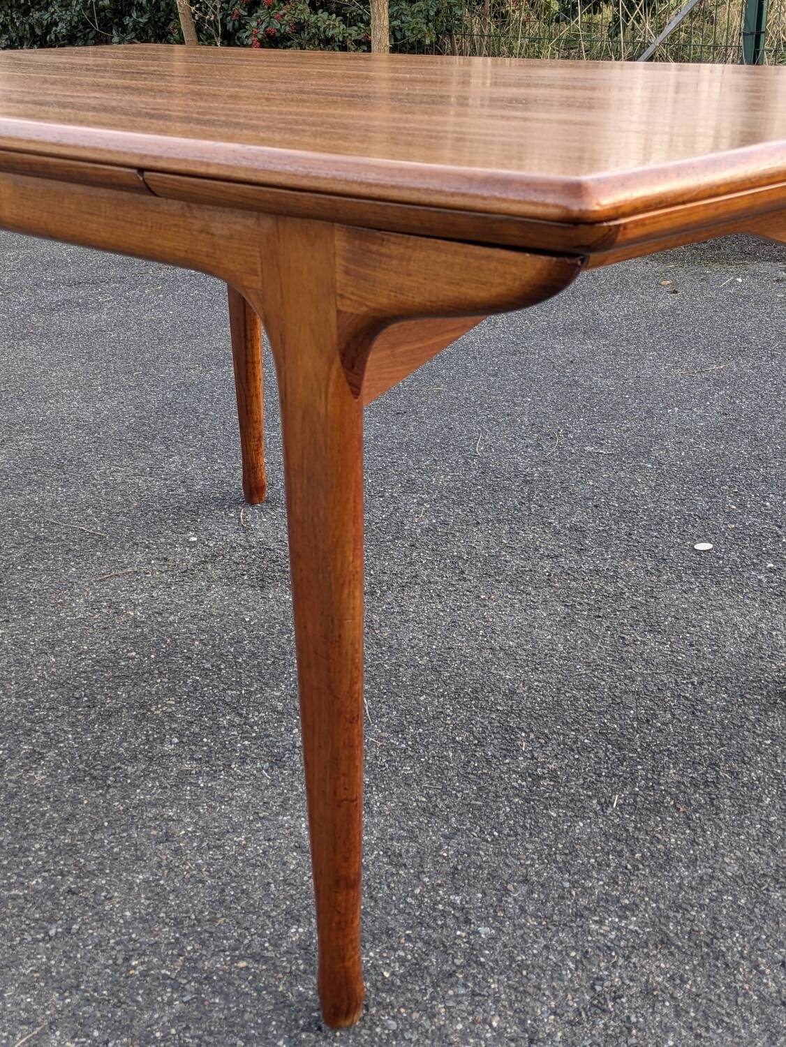 Vintage Teak dining table, "Paris TV cabinet" 1960 + extensions