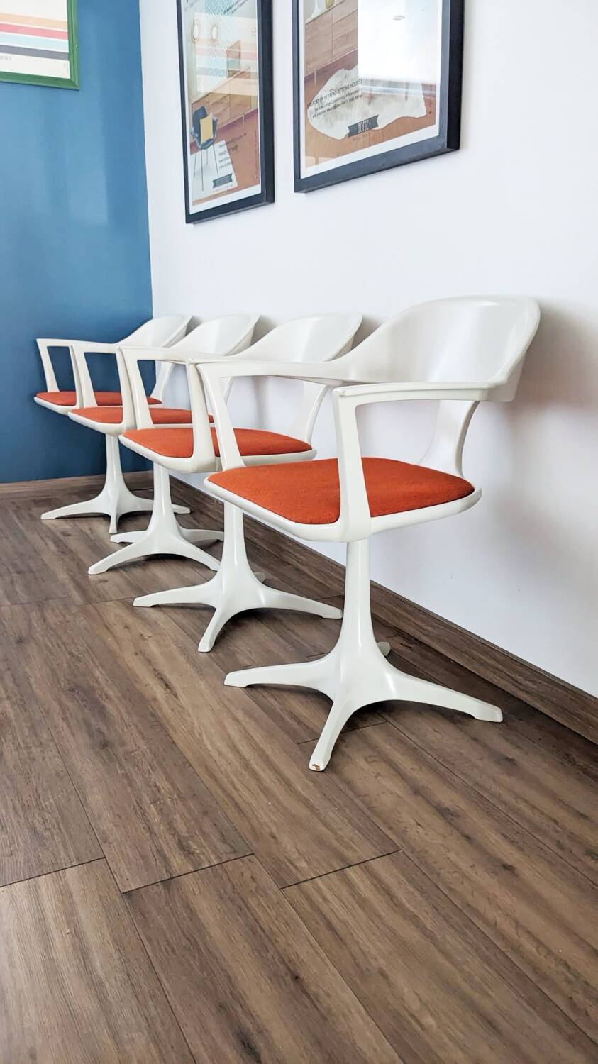 Table et chaises Space Age par Konrad Schäfer pour Lübke 1969