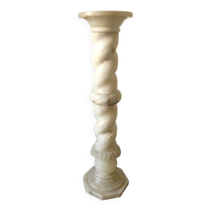 Colone en albâtre
