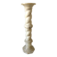 Colone en albâtre