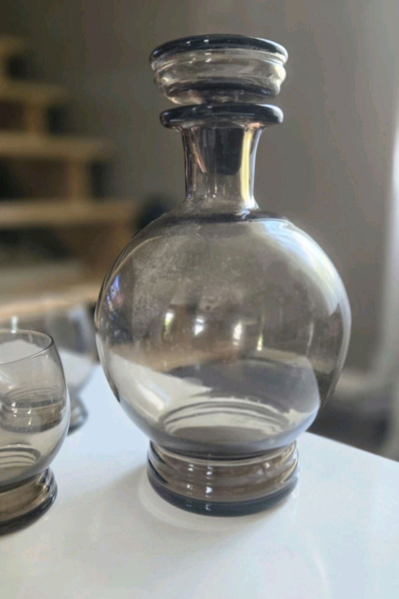 Magnificent Service of Tinted Glasses from the 50s-60s / 18 Glasses and 2 Jugs