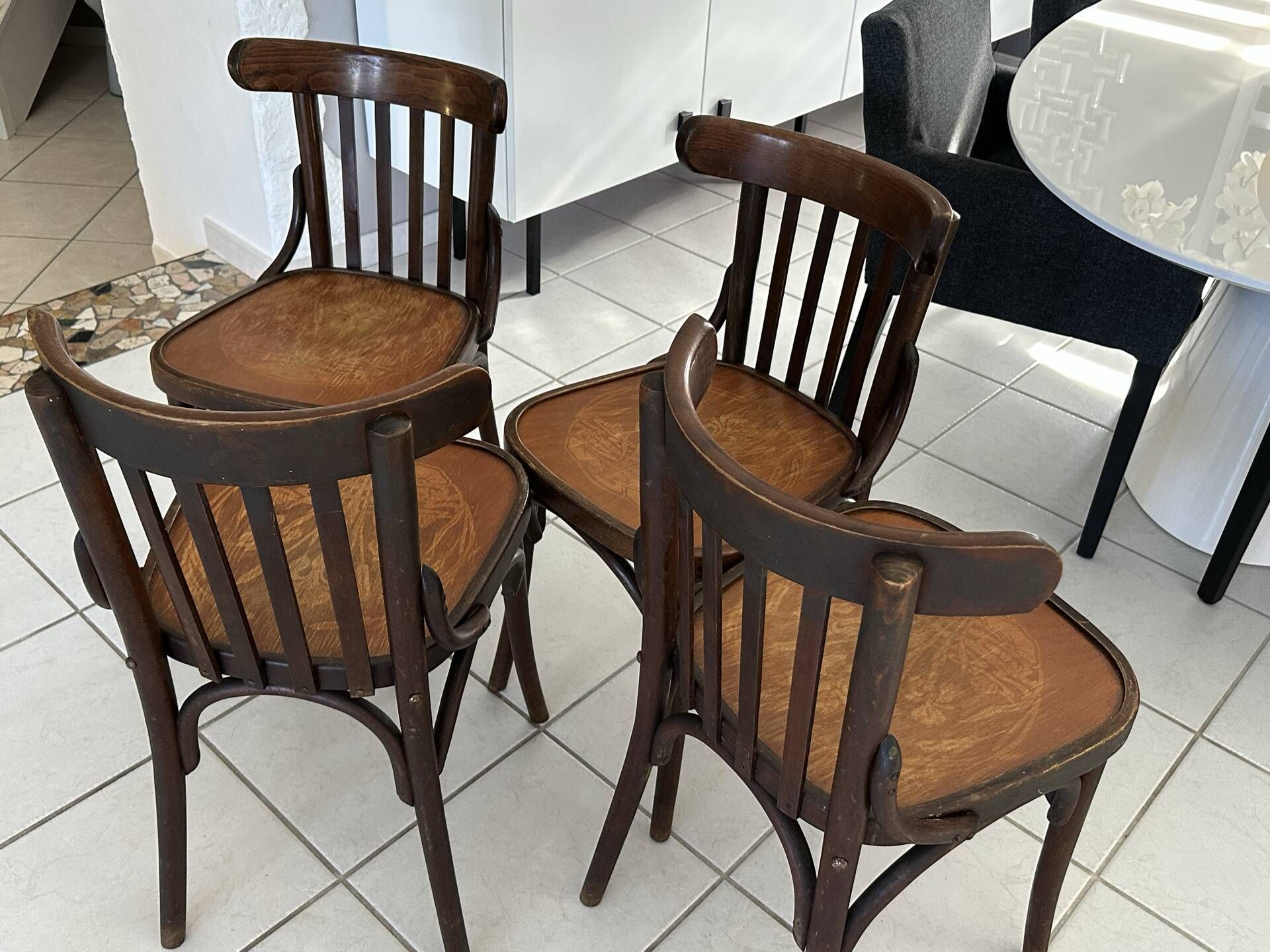 Set of 4 vintage bistro chairs from the 1960s.