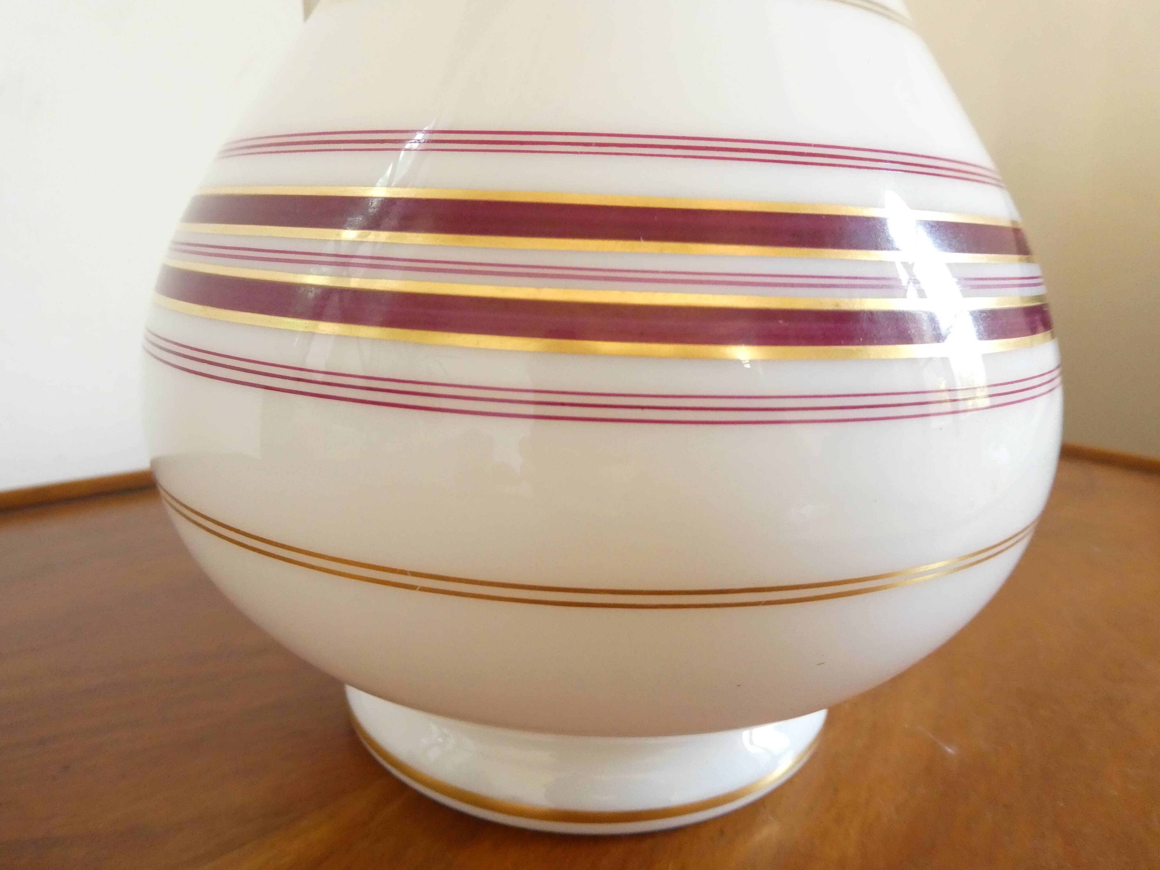 Vintage 1960s pear-shaped opaline lamp base