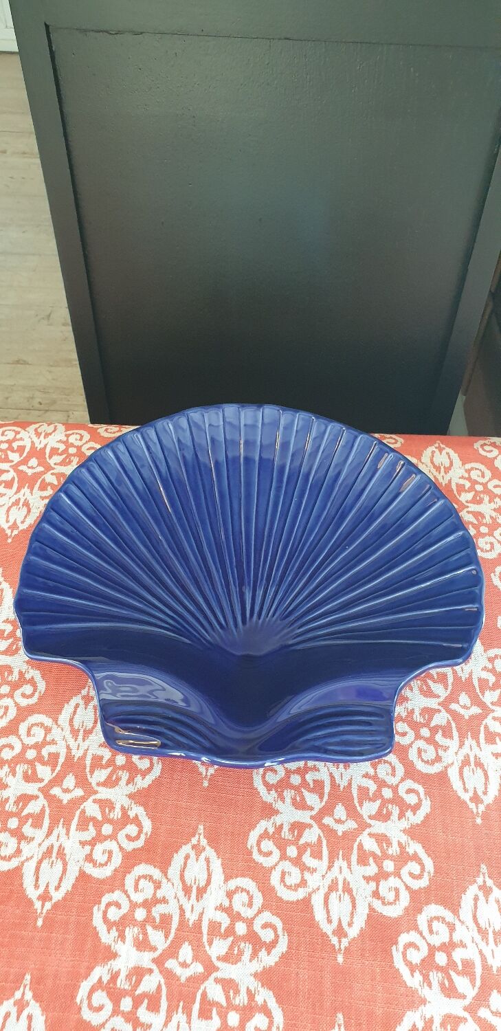 Shell dish