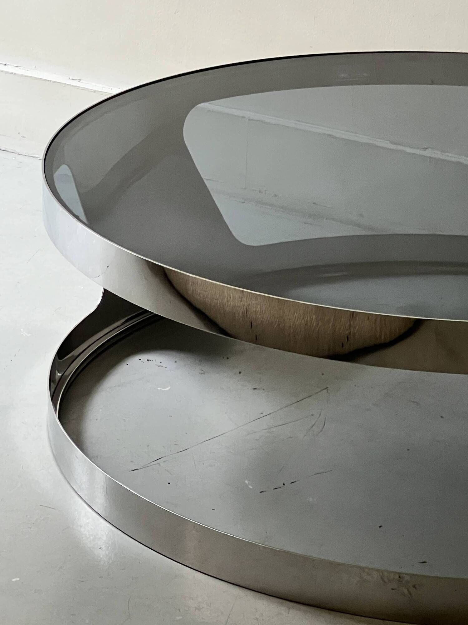 Italian round coffee table in chromed metal & smoked glass, 1970s design