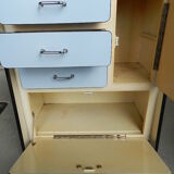 Meuble en formica