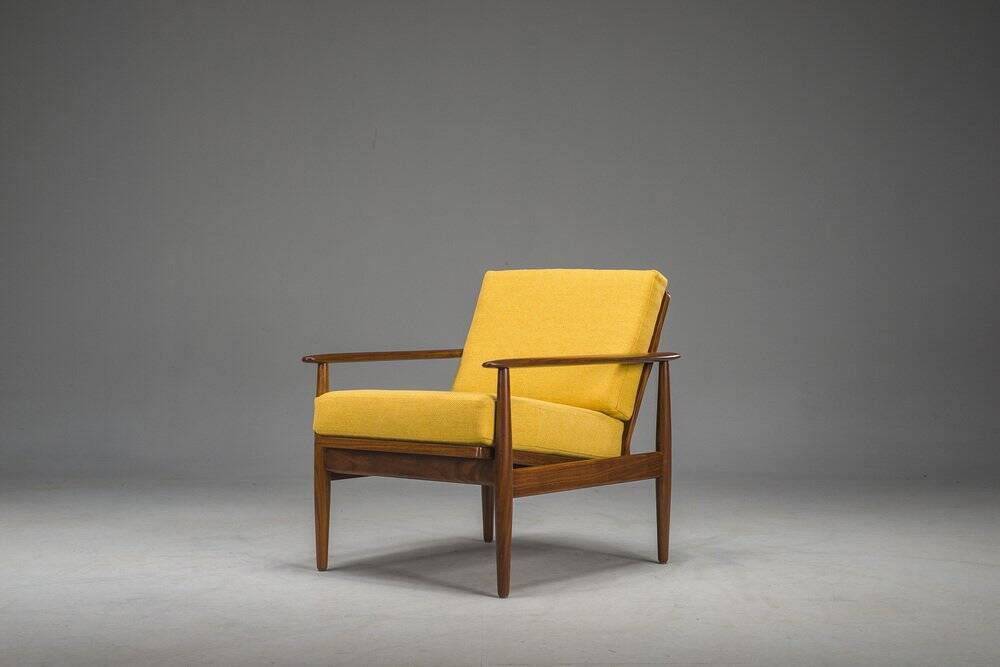 Mid-century modern lounge chair, 1960s