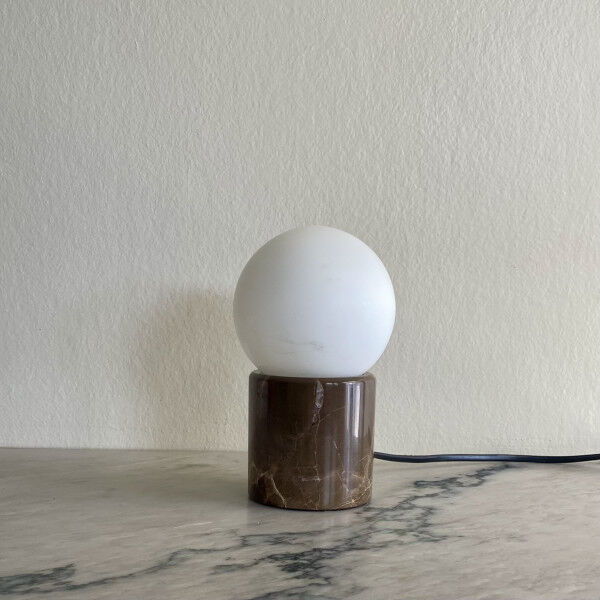 Lampe en marbre Habitat