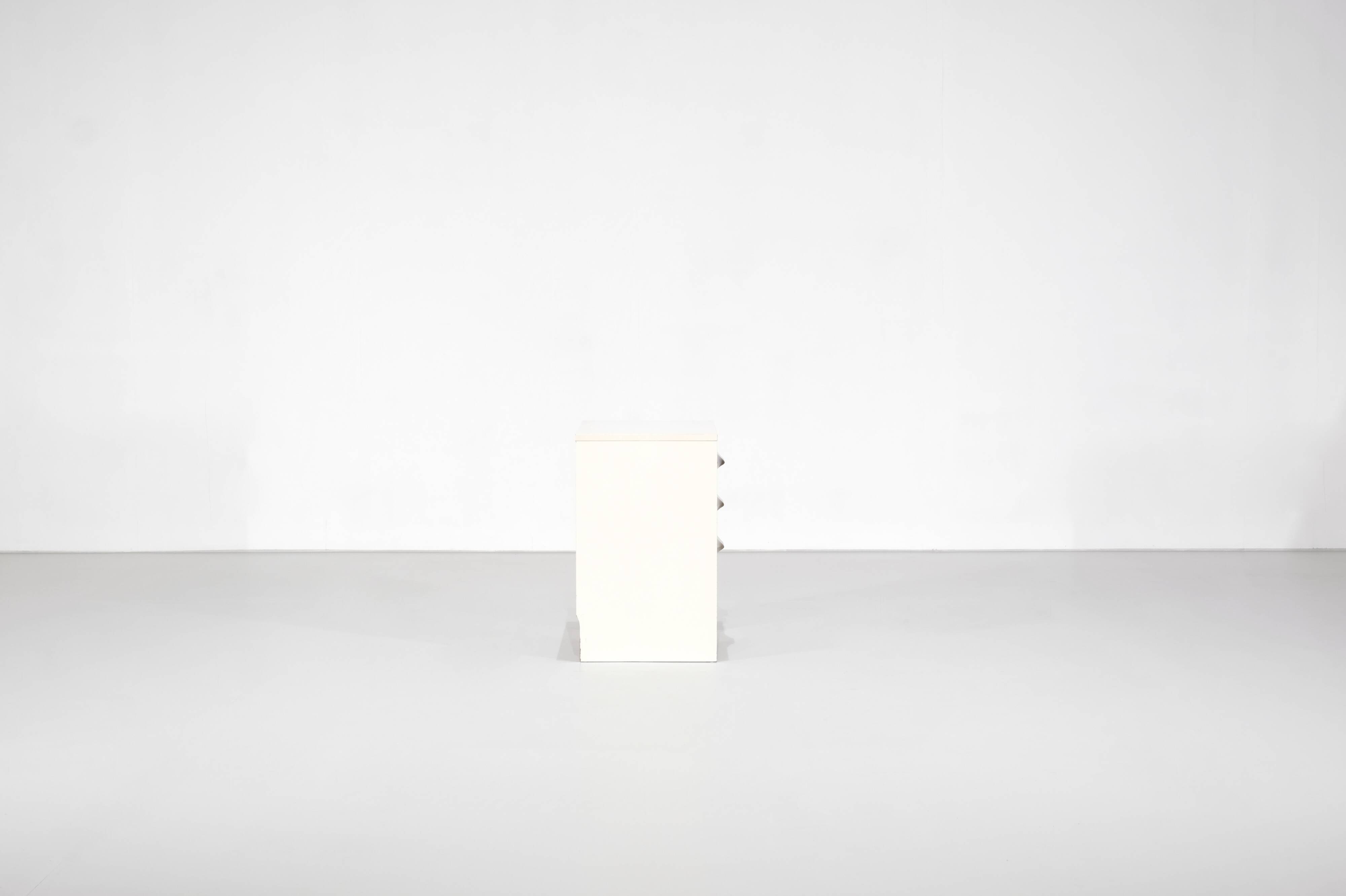 Nightstand "DF2000" by Raymond Loewy for Doubinsky Frères, France,
