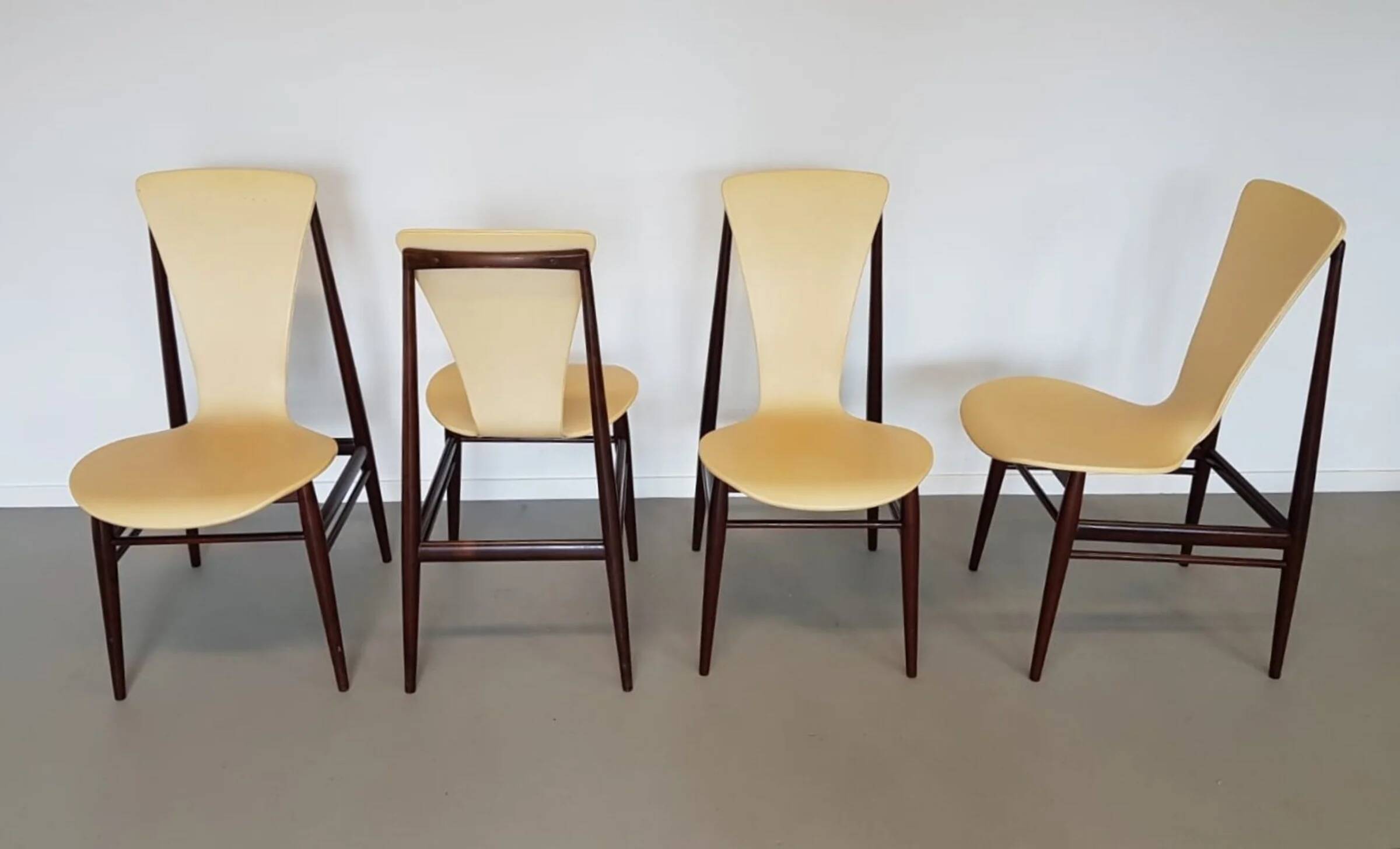 Set of 4 floating seat dining chairs / 1950s