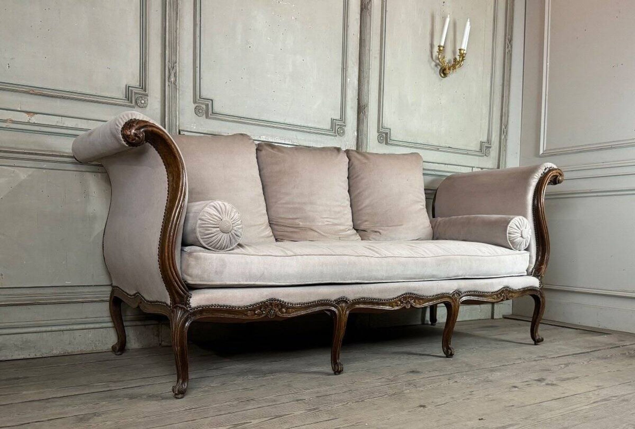 Louis XV Daybed In Beech Carved On All 4 Sides, France