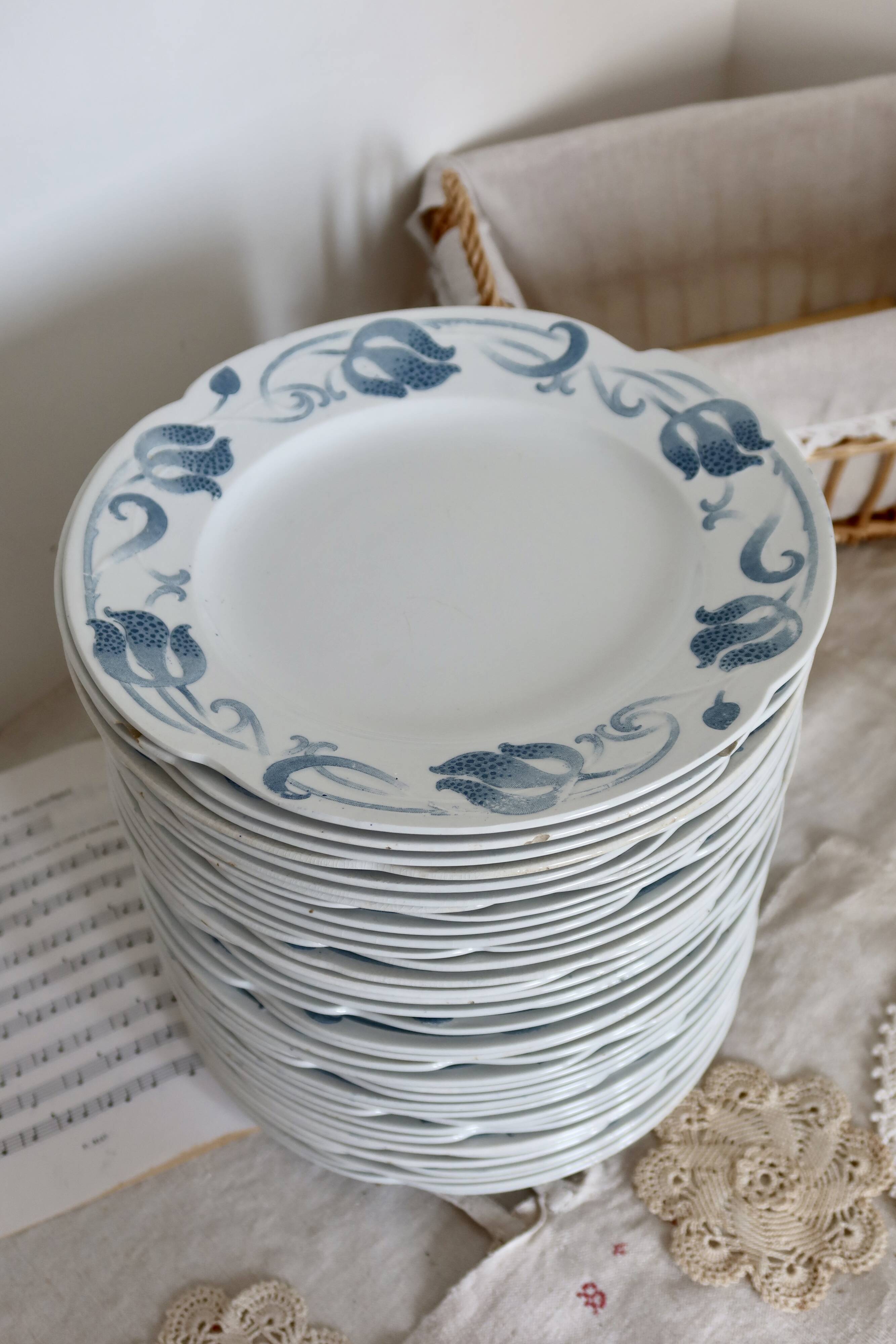 6 flat plates - Antique tableware set 82 pieces Sarreguemines earthenware Art Nouveau style