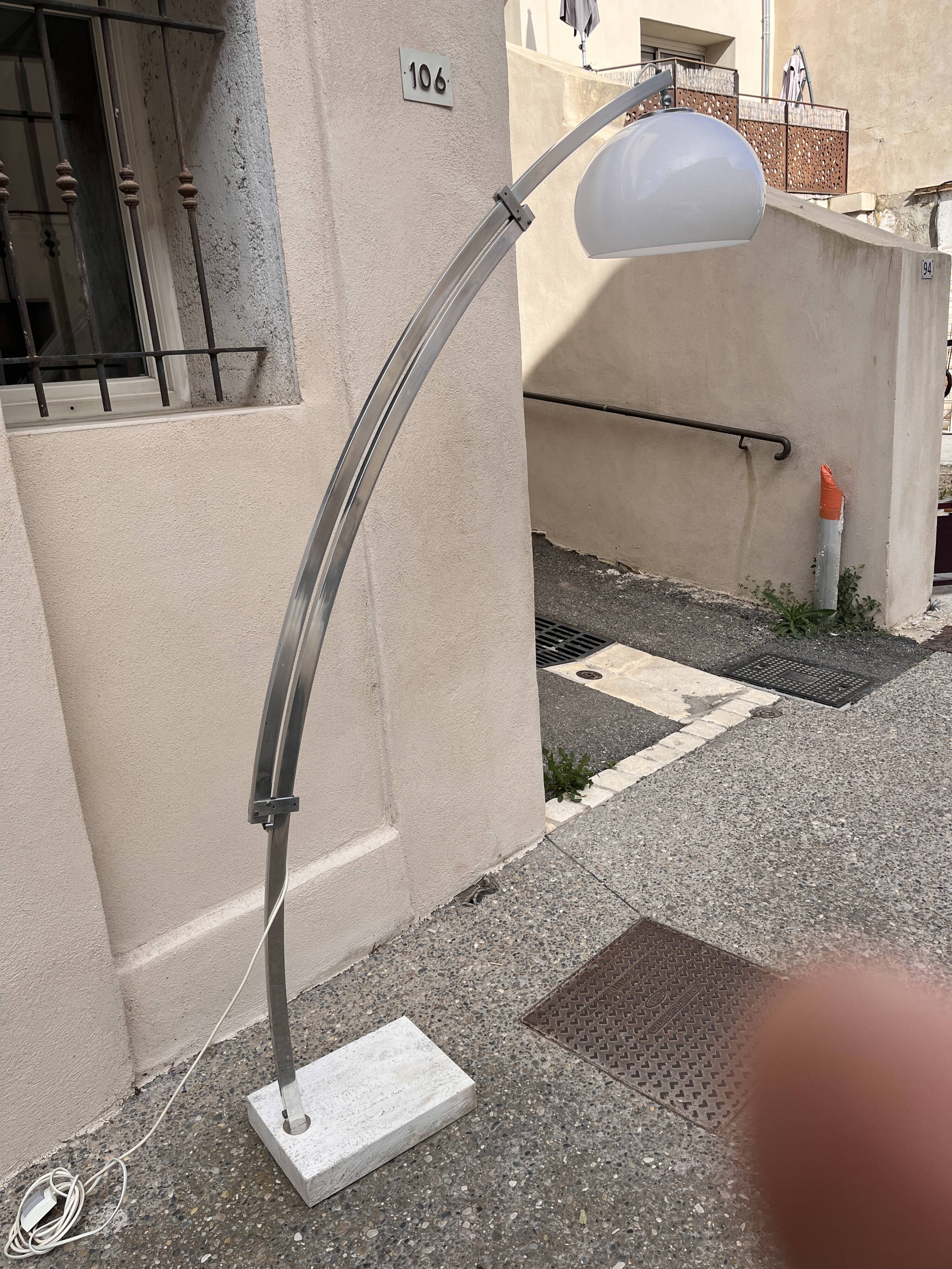 arc floor lamp 1970s design