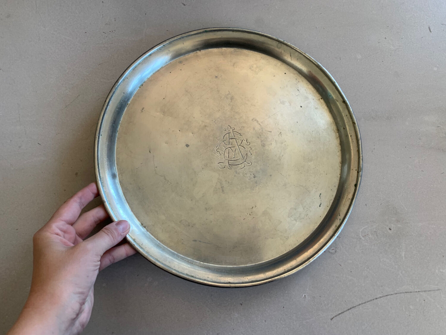 Metal tray
