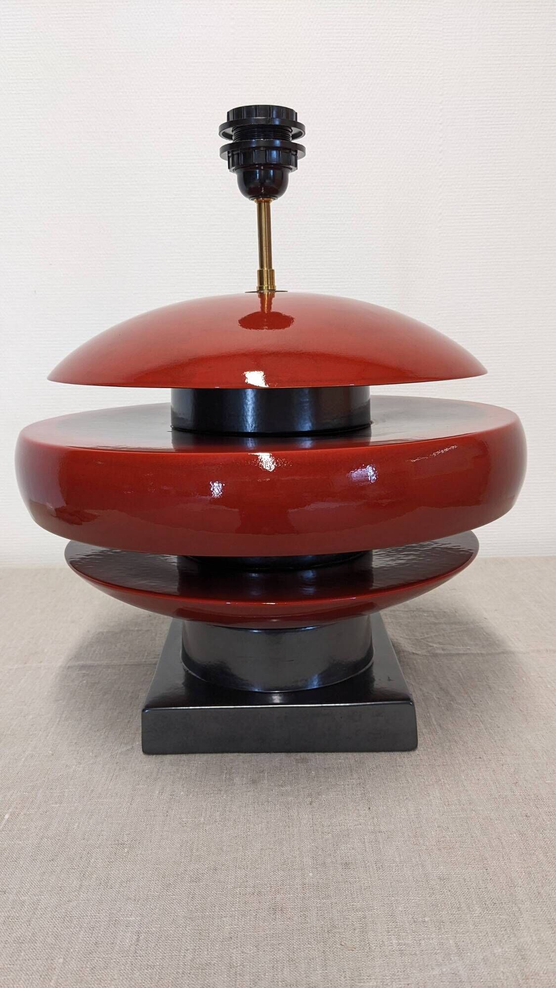 Earthenware lamp base by François Chatain, France circa 1980