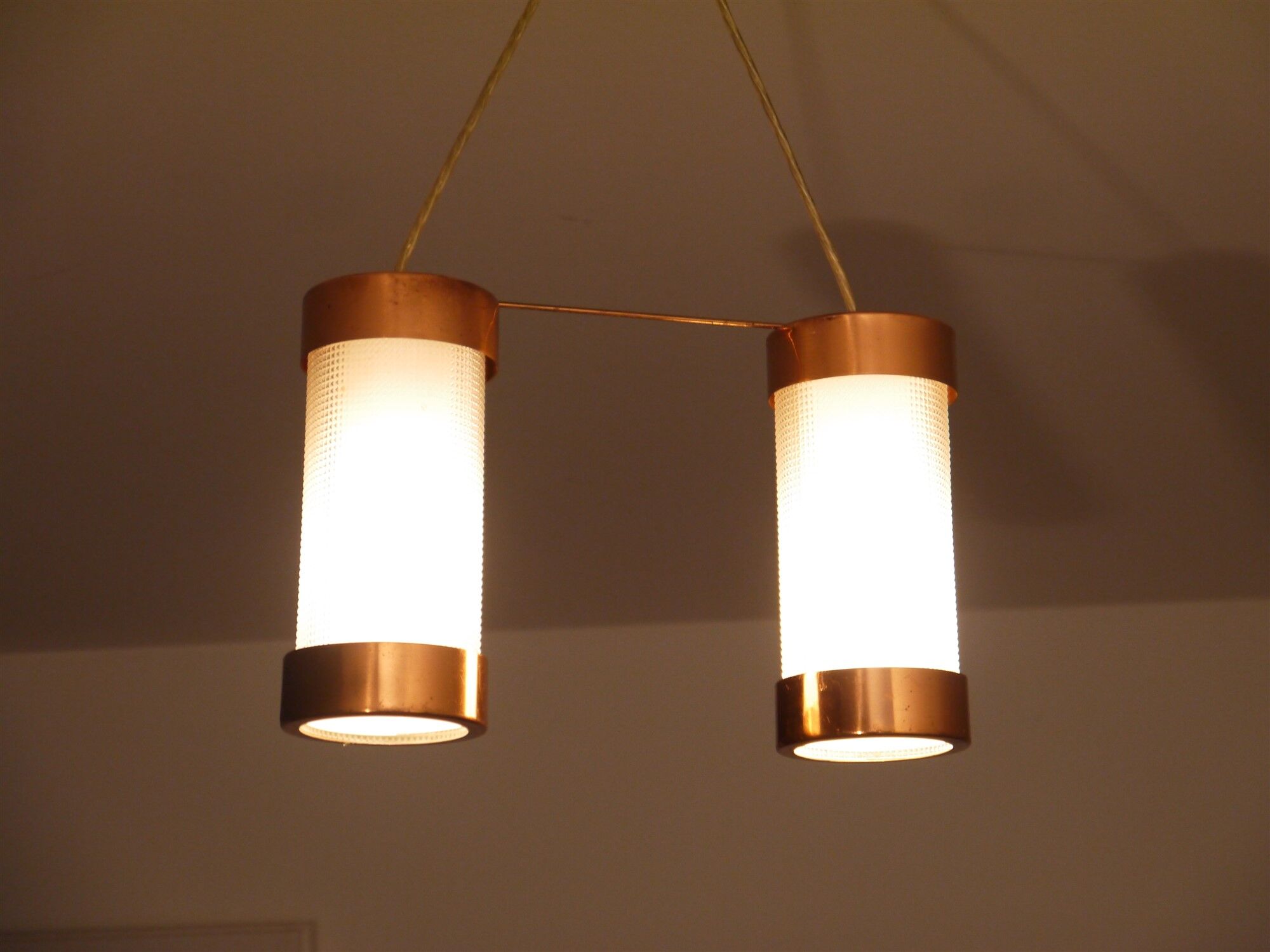 Hanging lamp