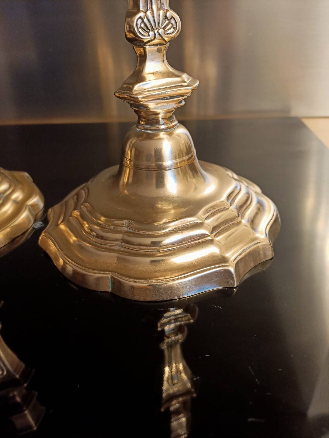 Regency candle holders in gilded bronze