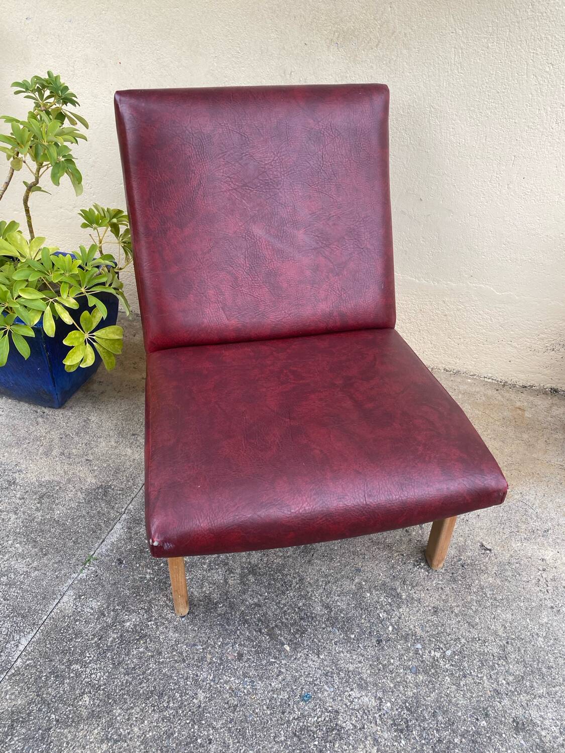 Vintage Parker Knoll armchair, model N 24-9 – England, 1960s
