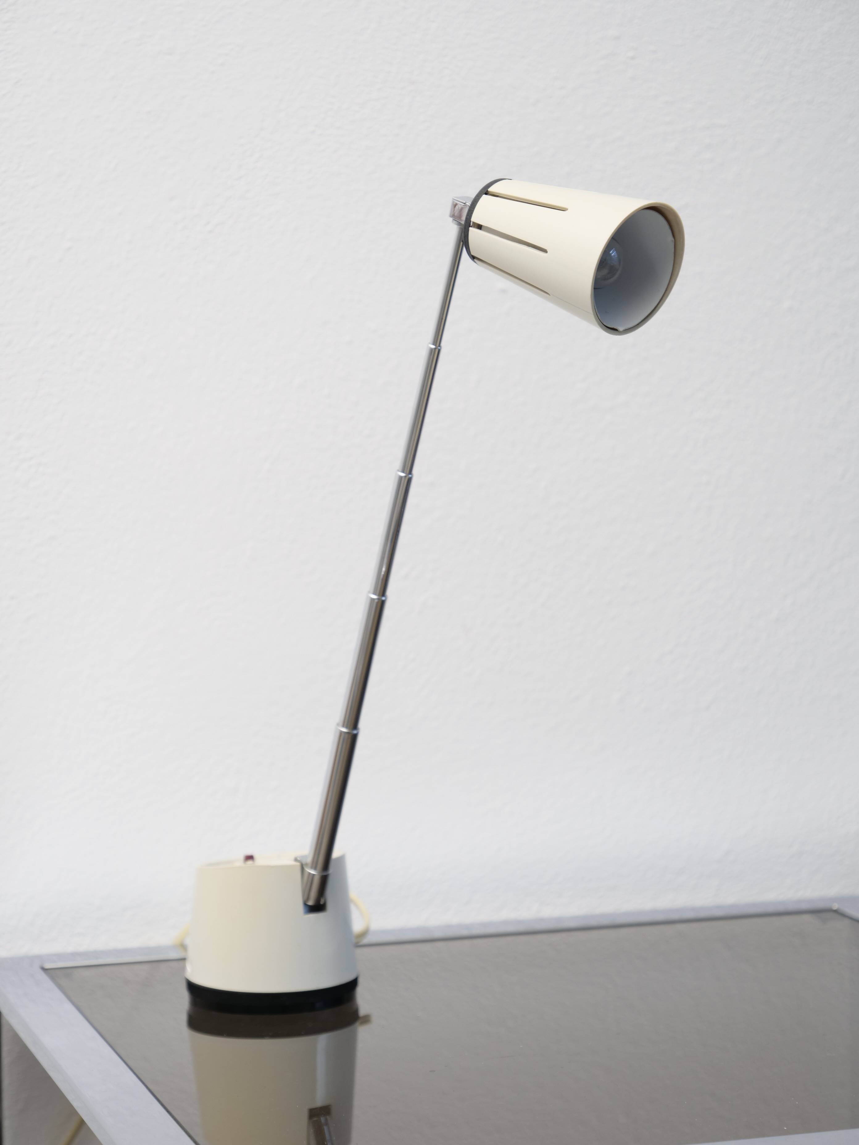 Lampe compacte telescopique lampette japan
