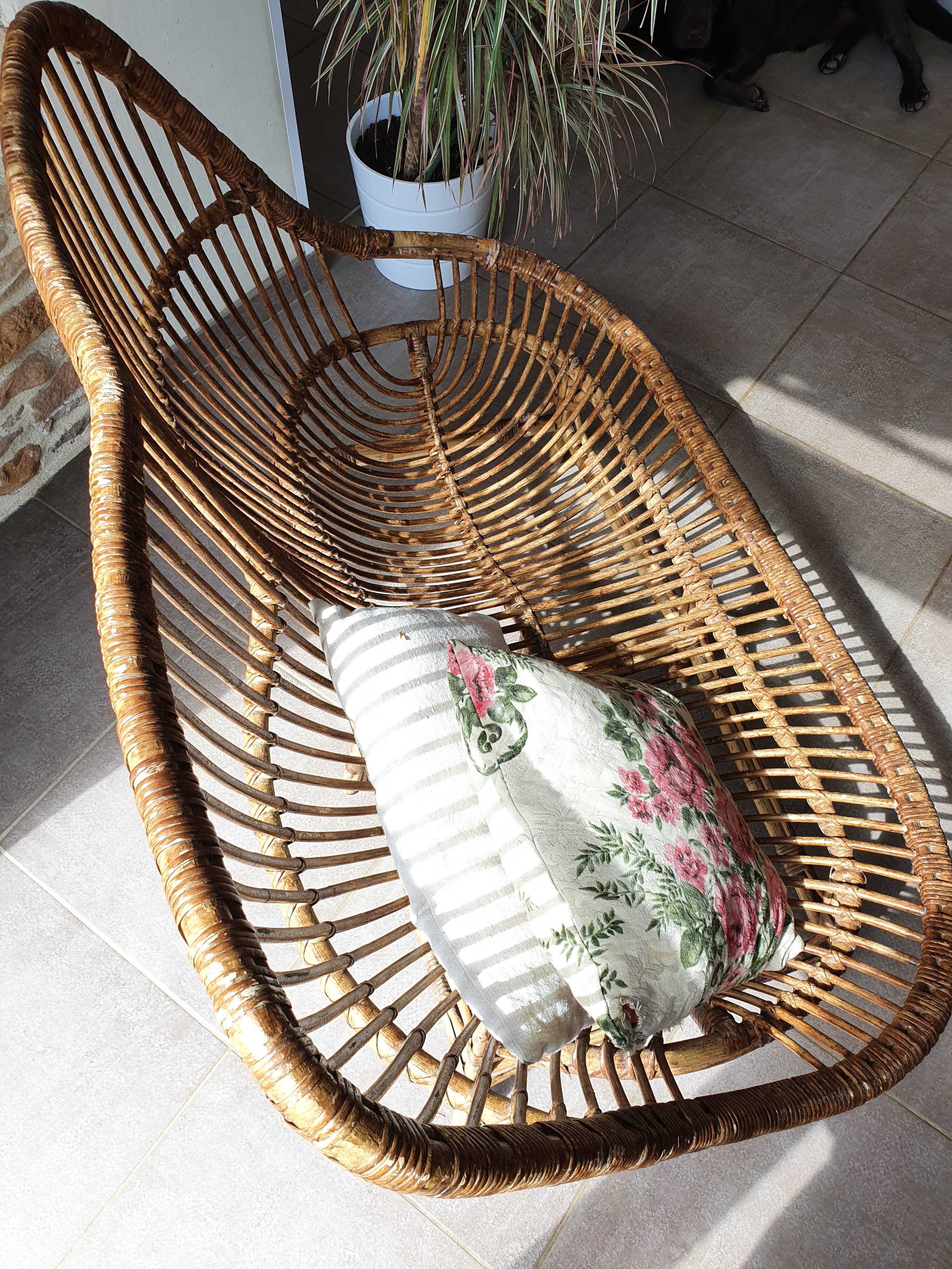 Rattan bench