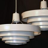 Saturn pendant light in satin white lacquered metal