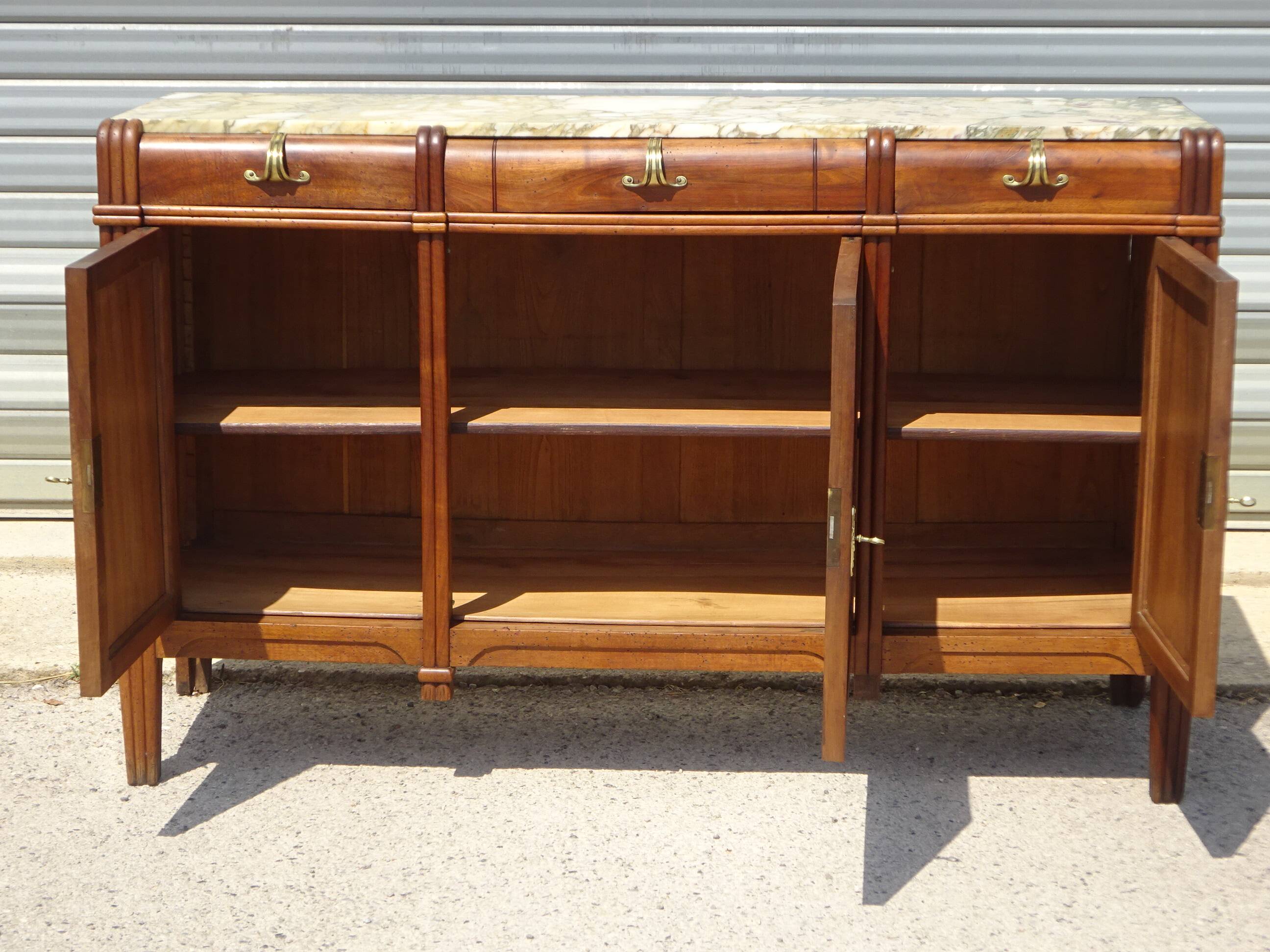 Art Deco sideboard in walnut with a marble top