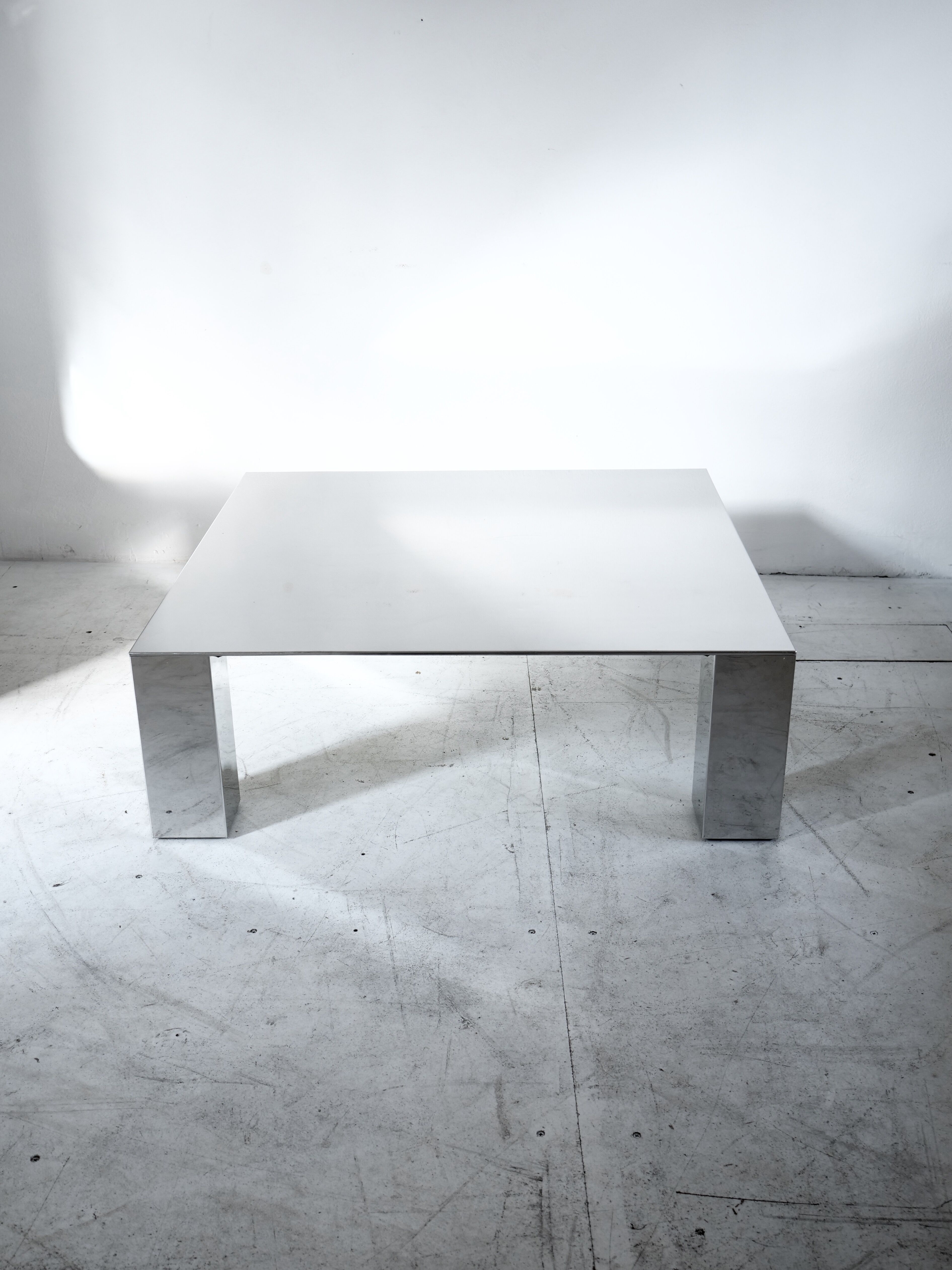 Table basse de Giovanni Offredi pour saporitti 1970