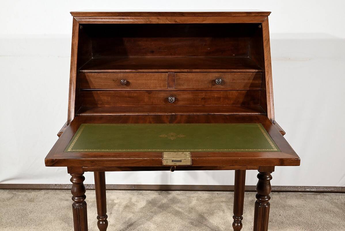 Small Mahogany Lady's Desk, Louis-Philippe period – 1st part 19th century
