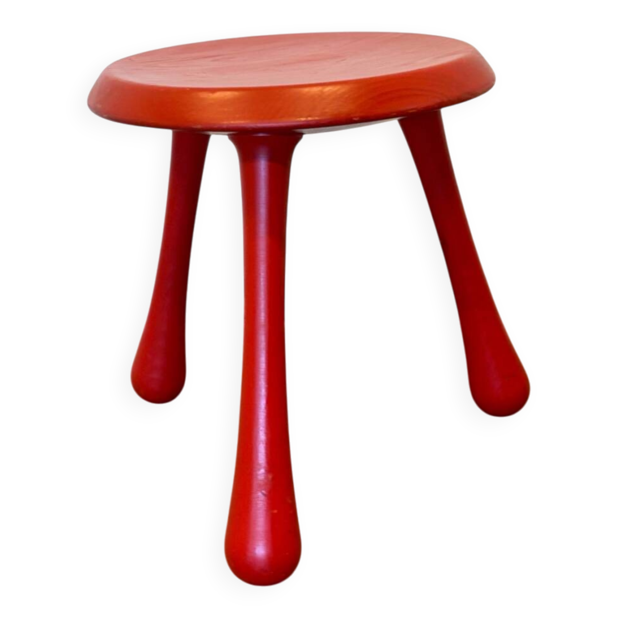VIP Habitat stool by Ingcar Kampred