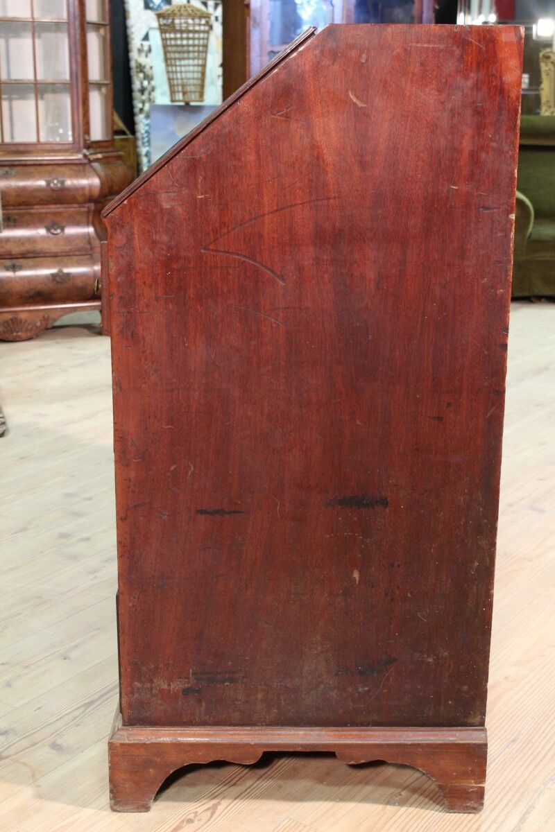 Chest of drawers mahogany, 19th century