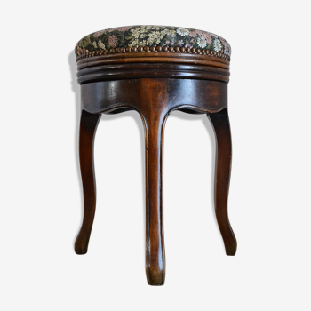 Piano stool