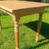 Farm table with turned legs