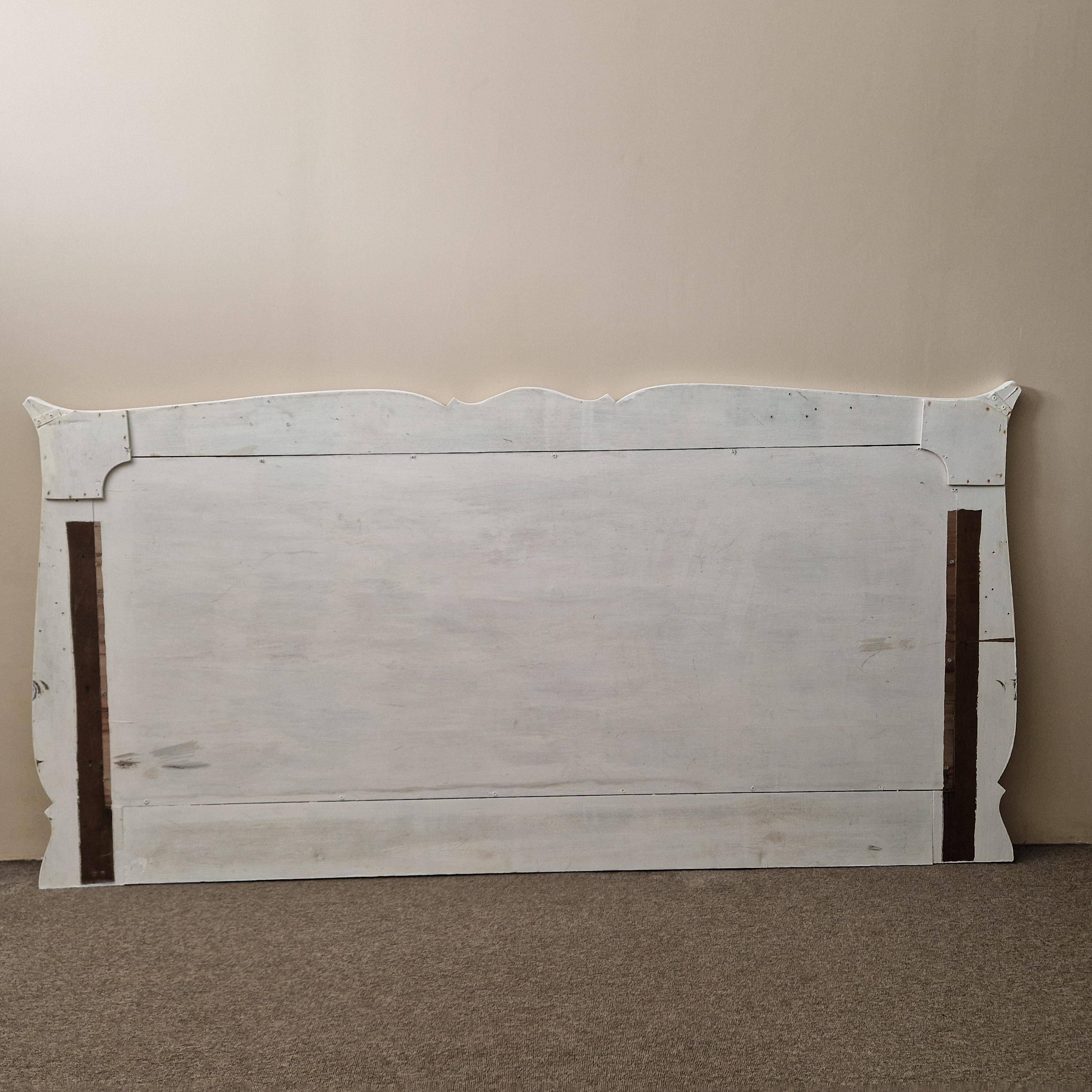 Large antique white wooden headboard, 190 cm wide.