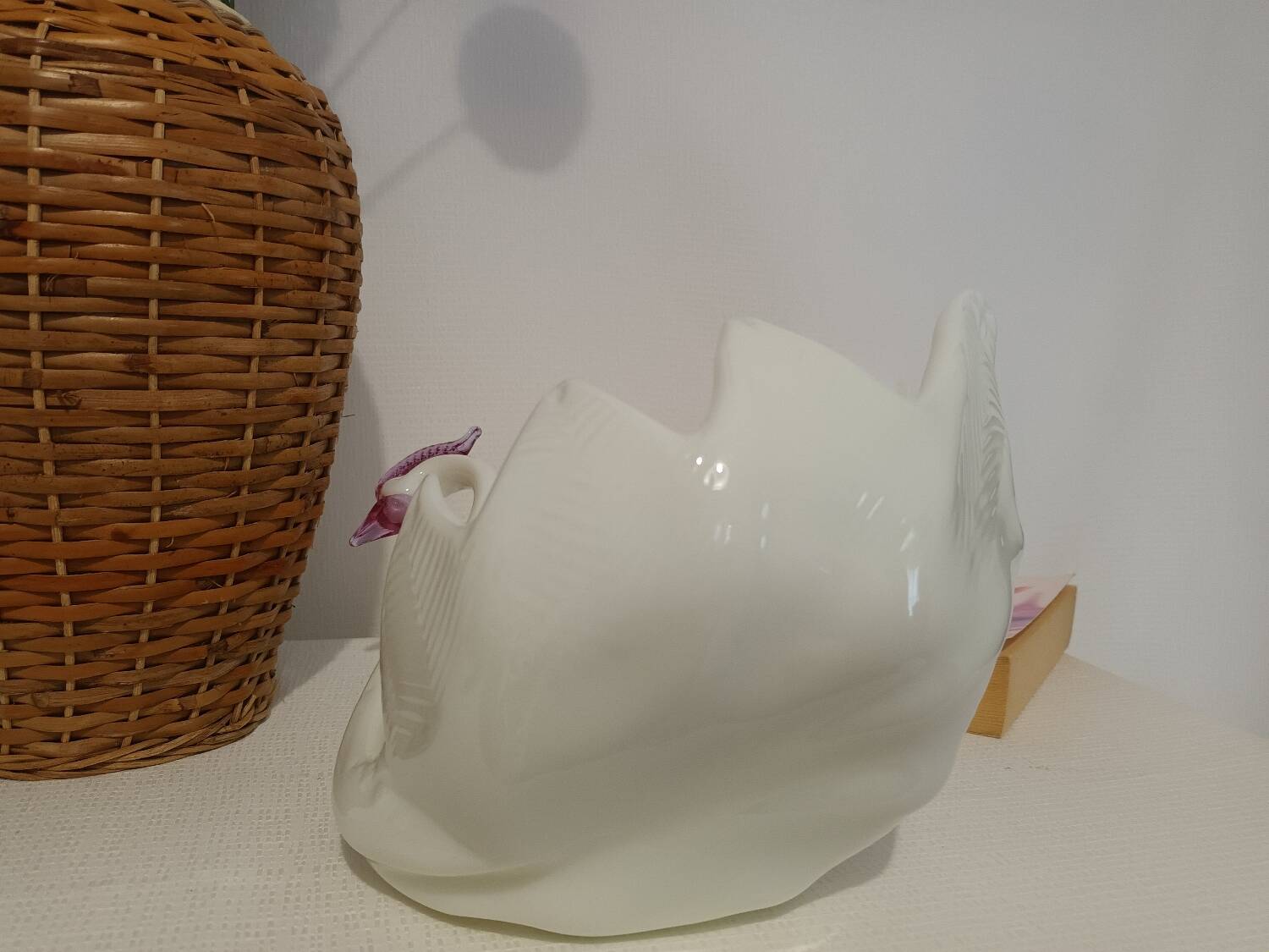 Vintage glass swan catchall from Italy