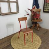 Chaise d'école enfant