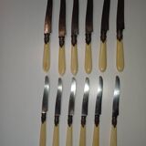 12 couteaux anciens