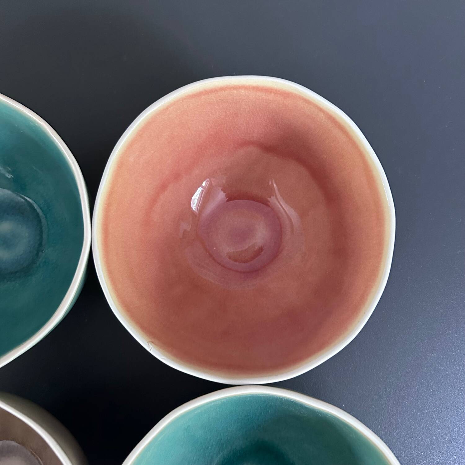 Set of 4 stoneware bowls