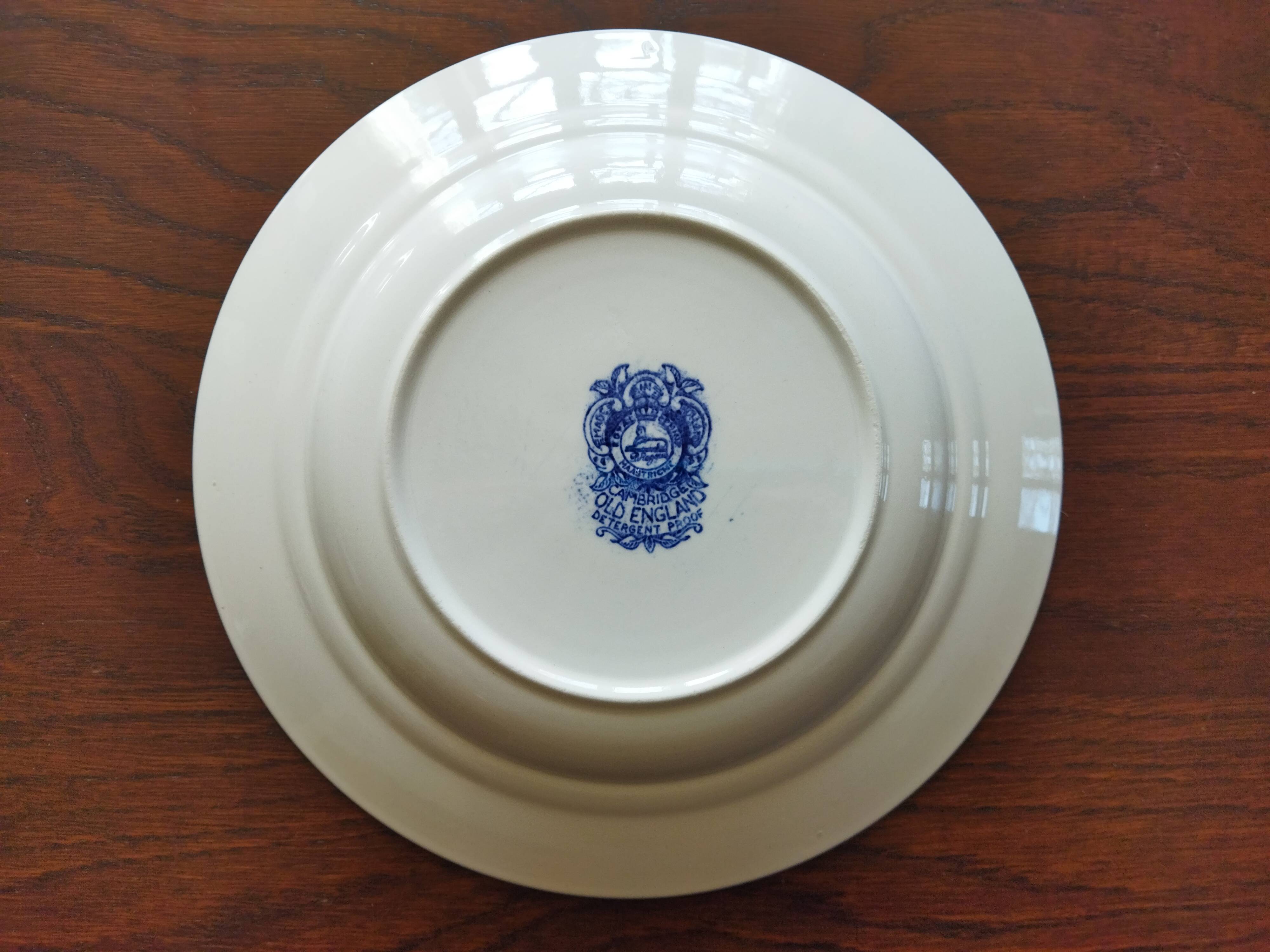 Royal Sphinx Maestricht P. Regout "Cambridge Old England" blue & white soup plates