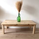 Farmhouse style coffee table, in solid pine
