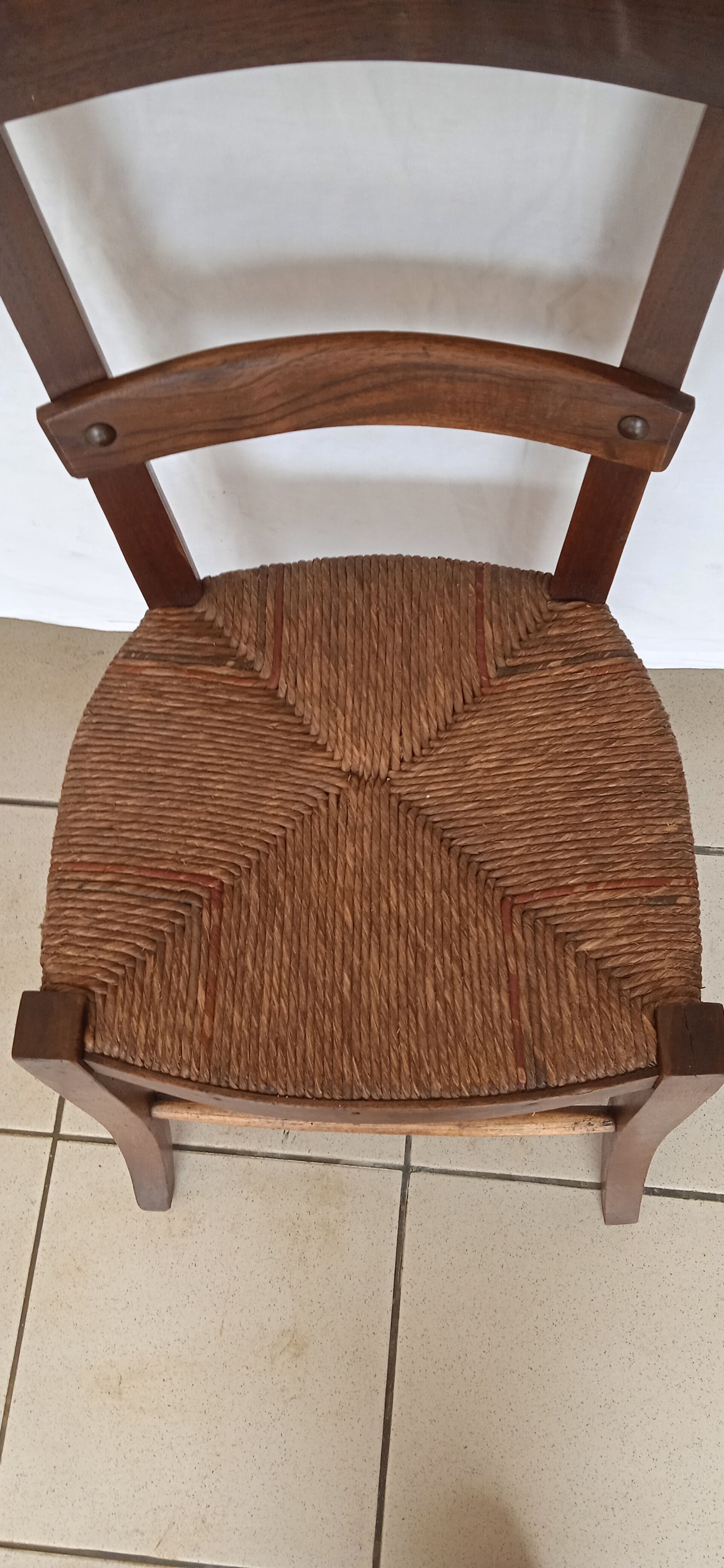 Series of 4 straw chairs