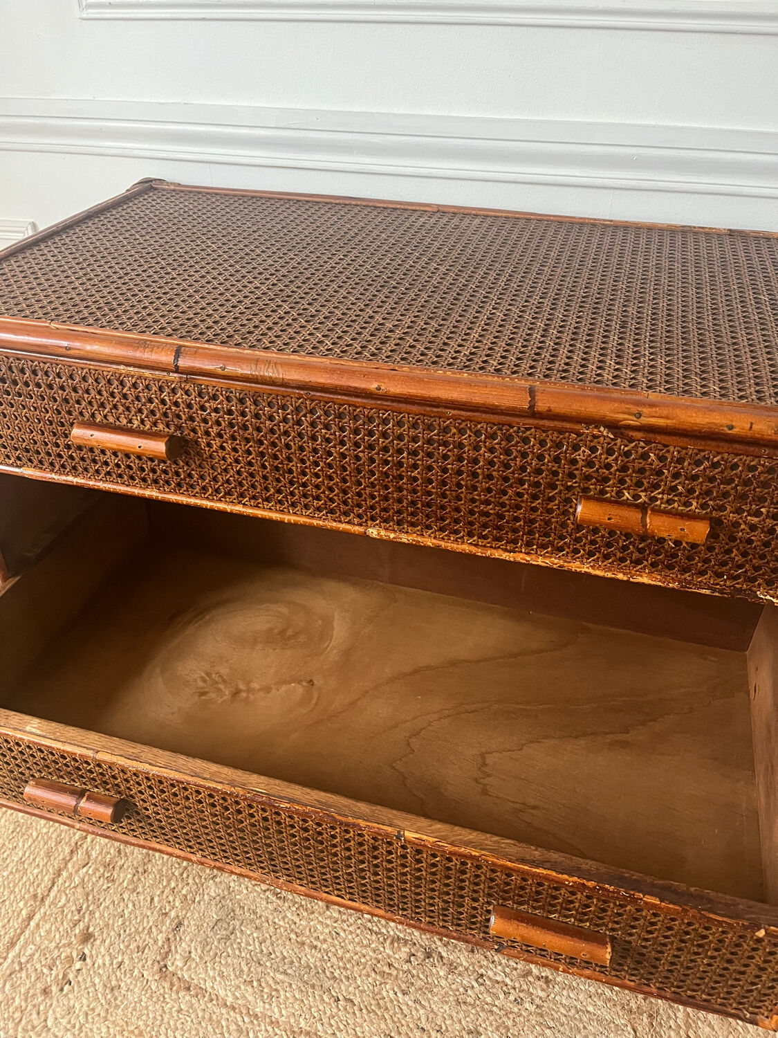 Vintage rattan chest of drawers with 4 drawers