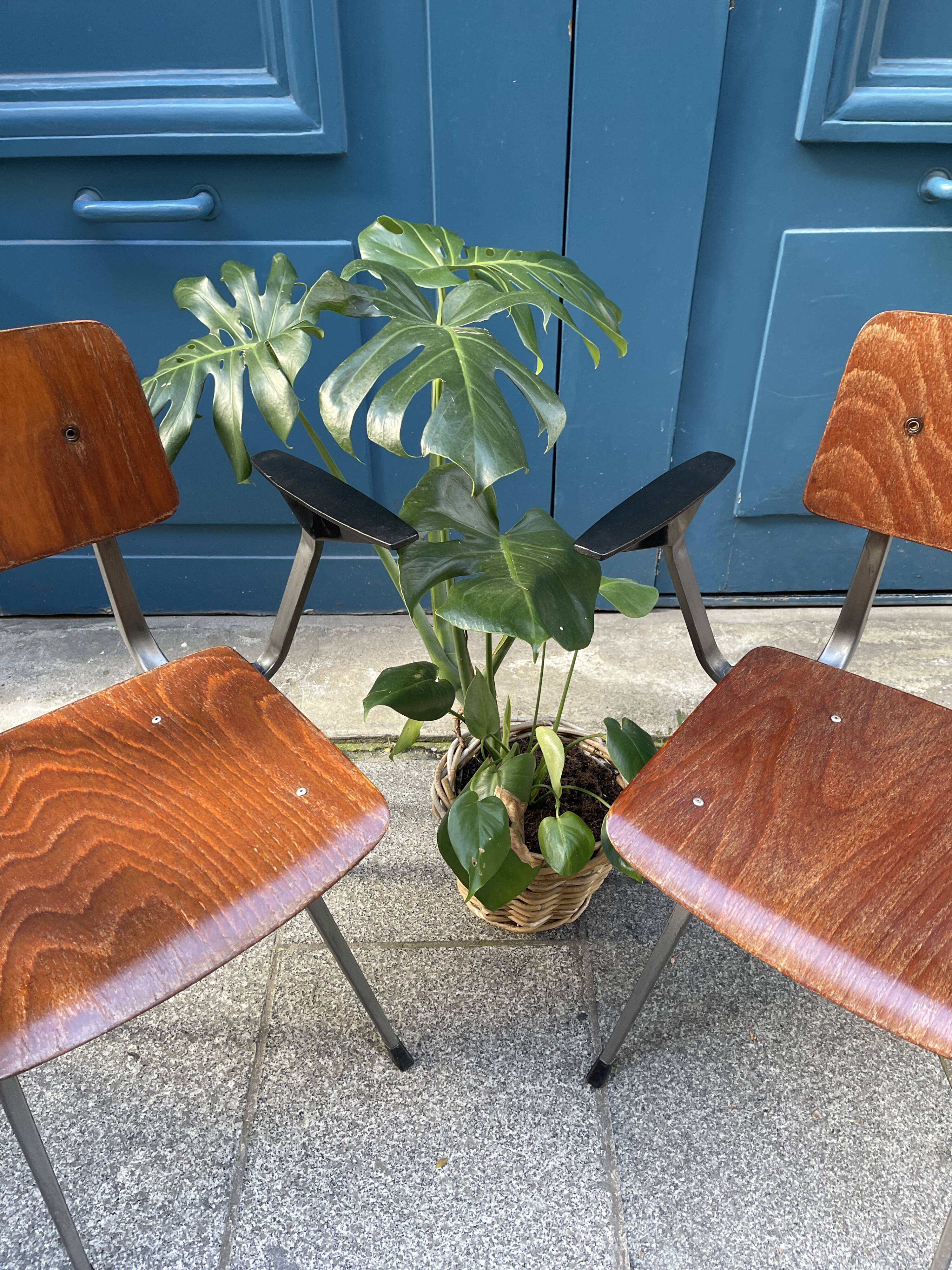 Friso Kramer wooden chair