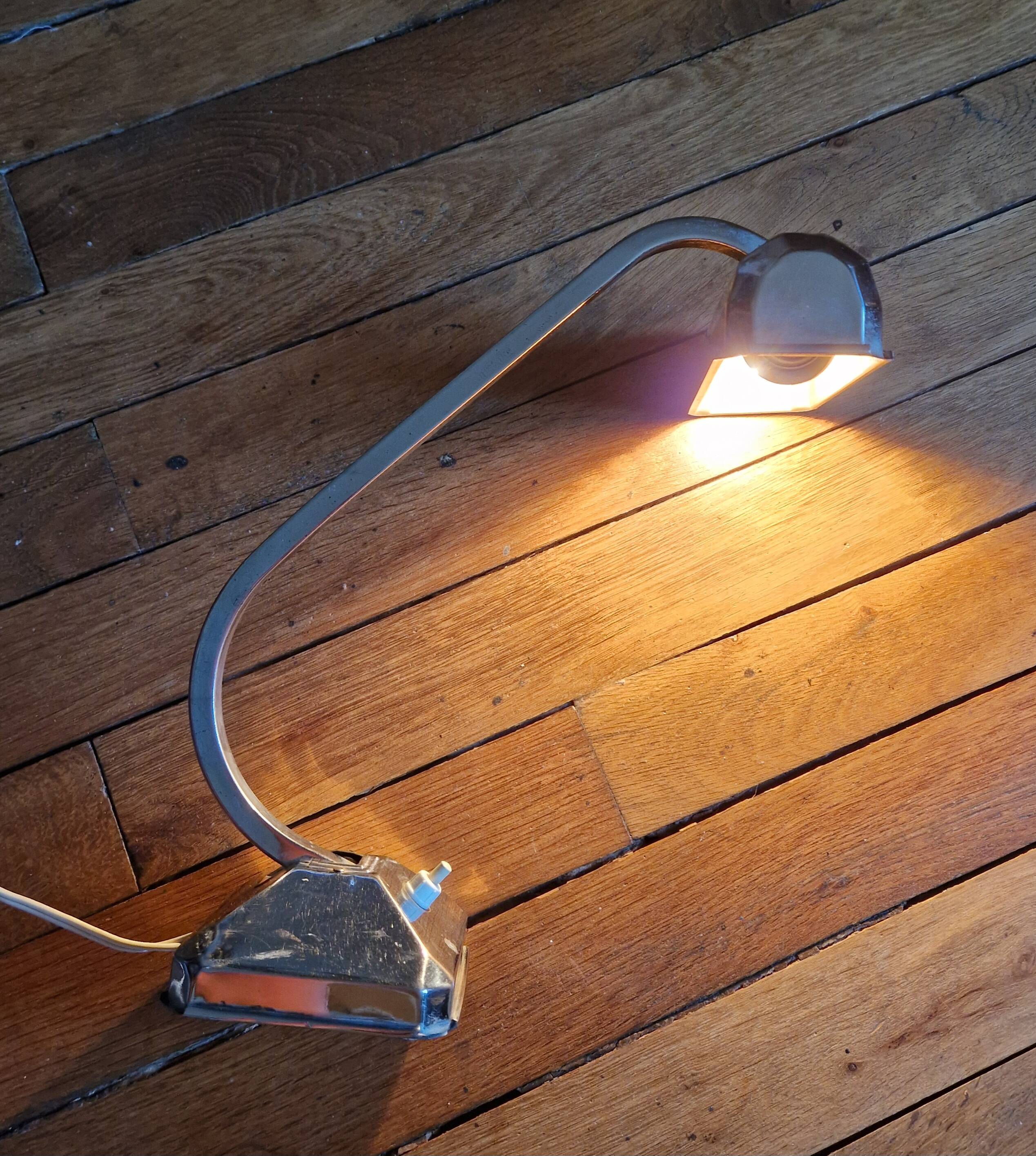 Pirouette art deco desk lamp, 1930s, chrome-plated metal