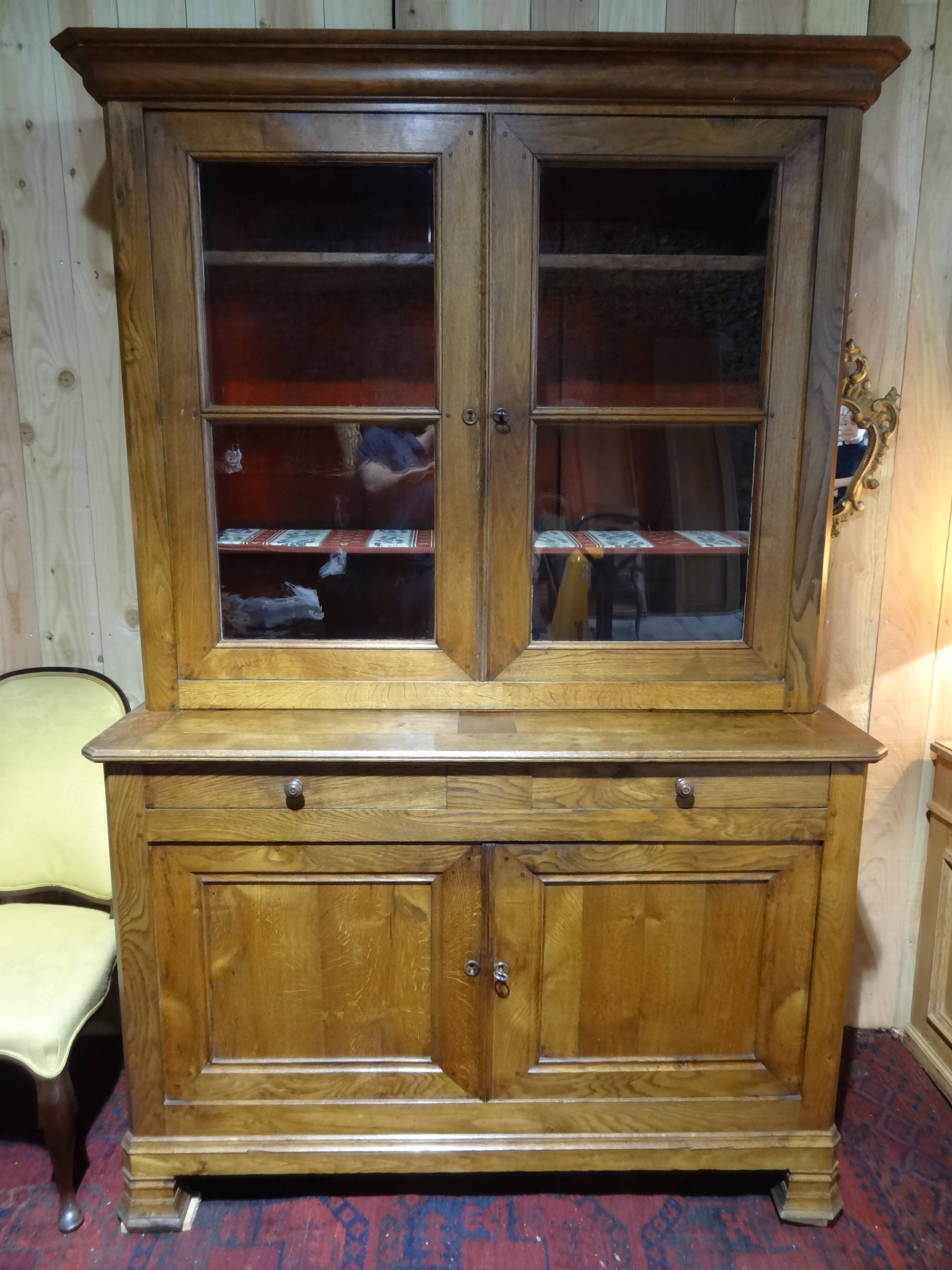 Two-body sideboard XIXth in oak 150 x 224 cm